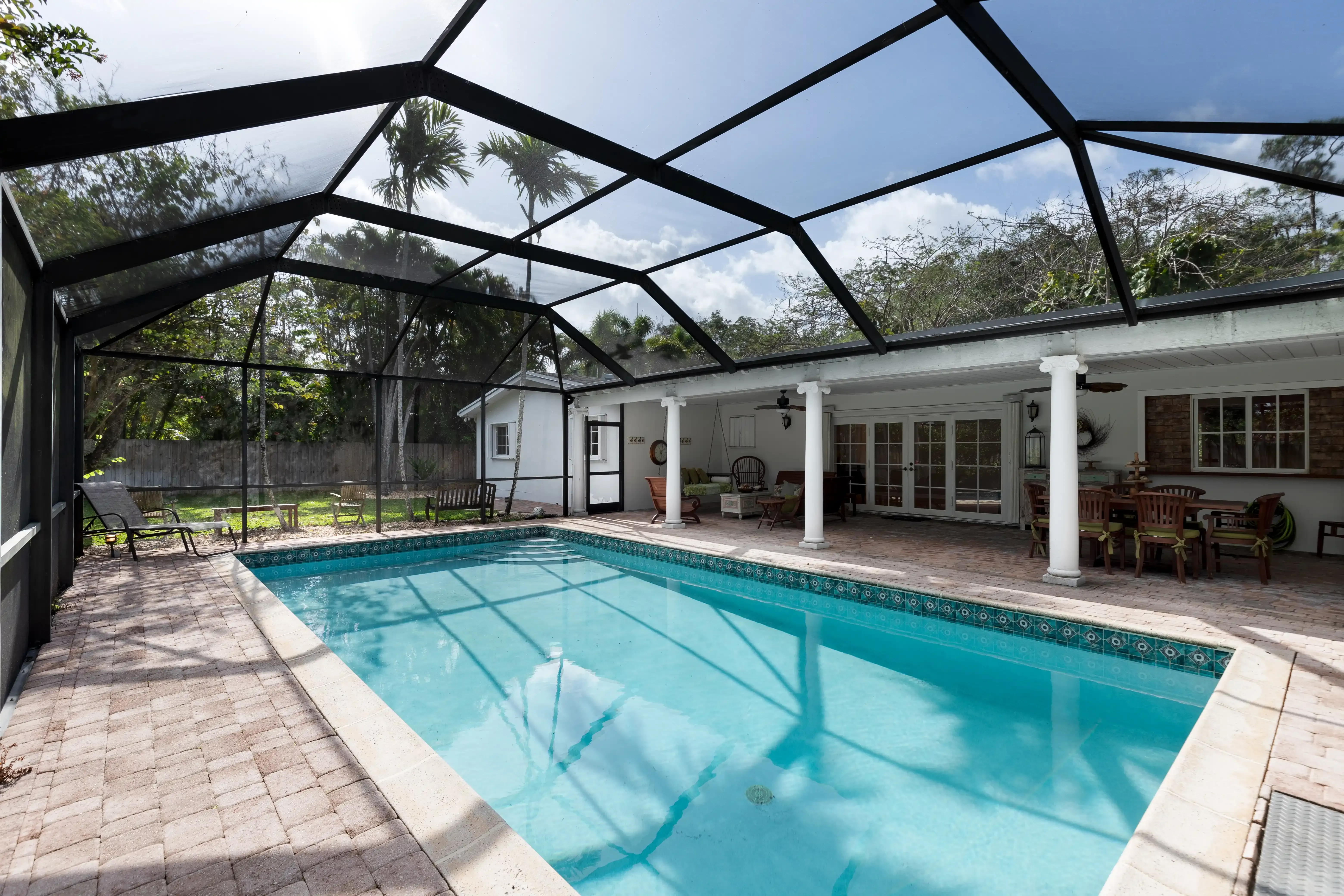 Image prix abri de piscine 4 abri piscine plat